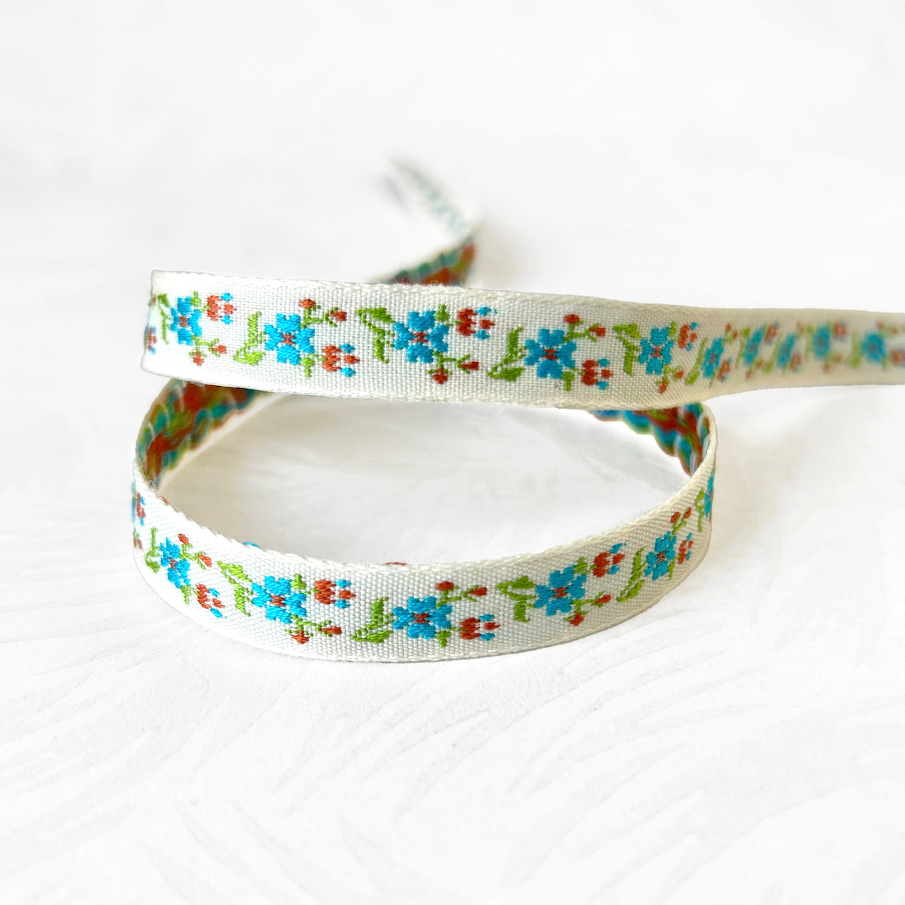 Floral_Jacquard_Ribbon