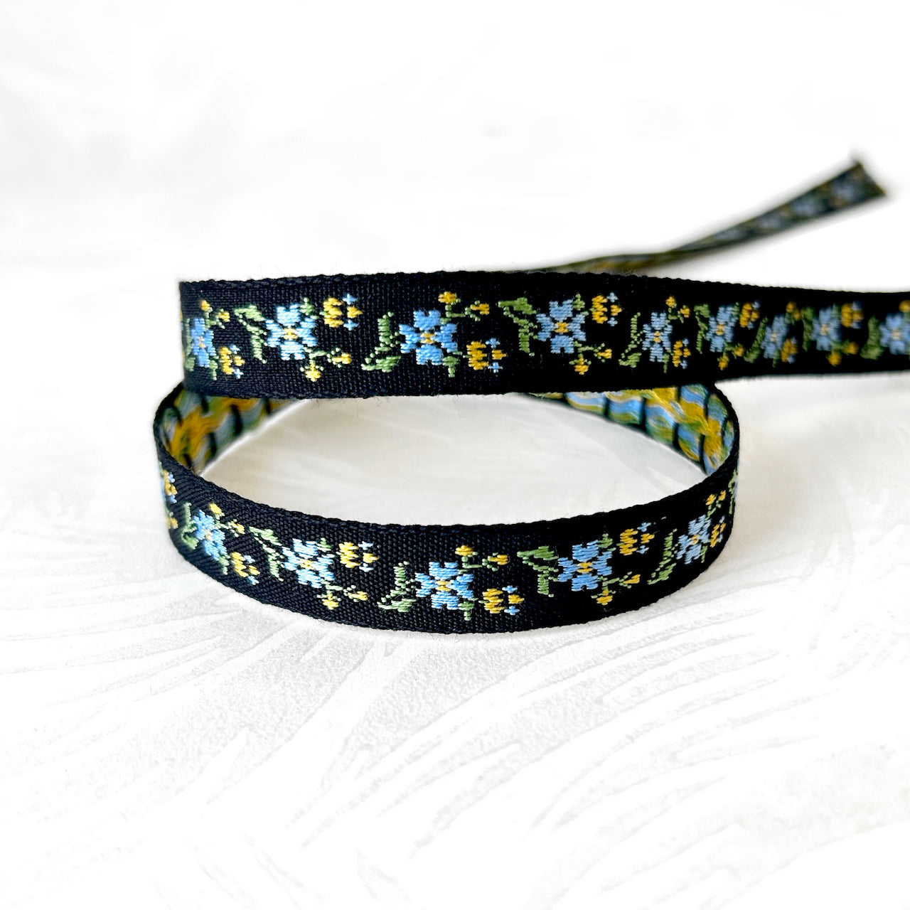 Floral_Jacquard_Ribbon