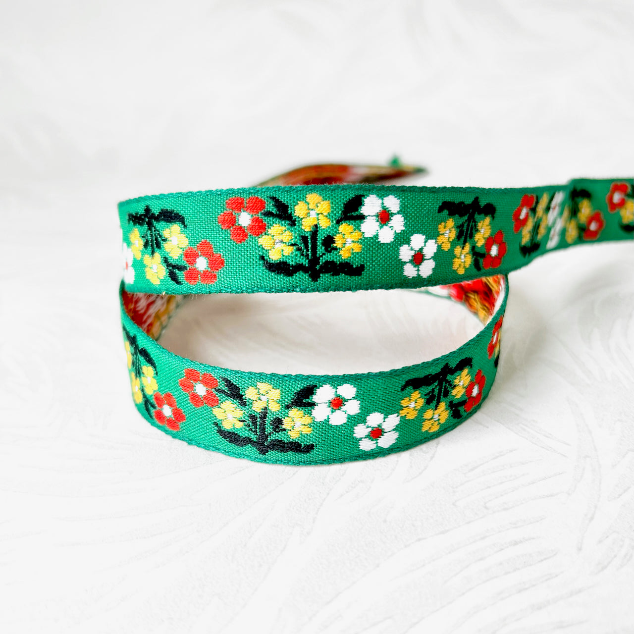 Floral_Jacquard_Ribbon