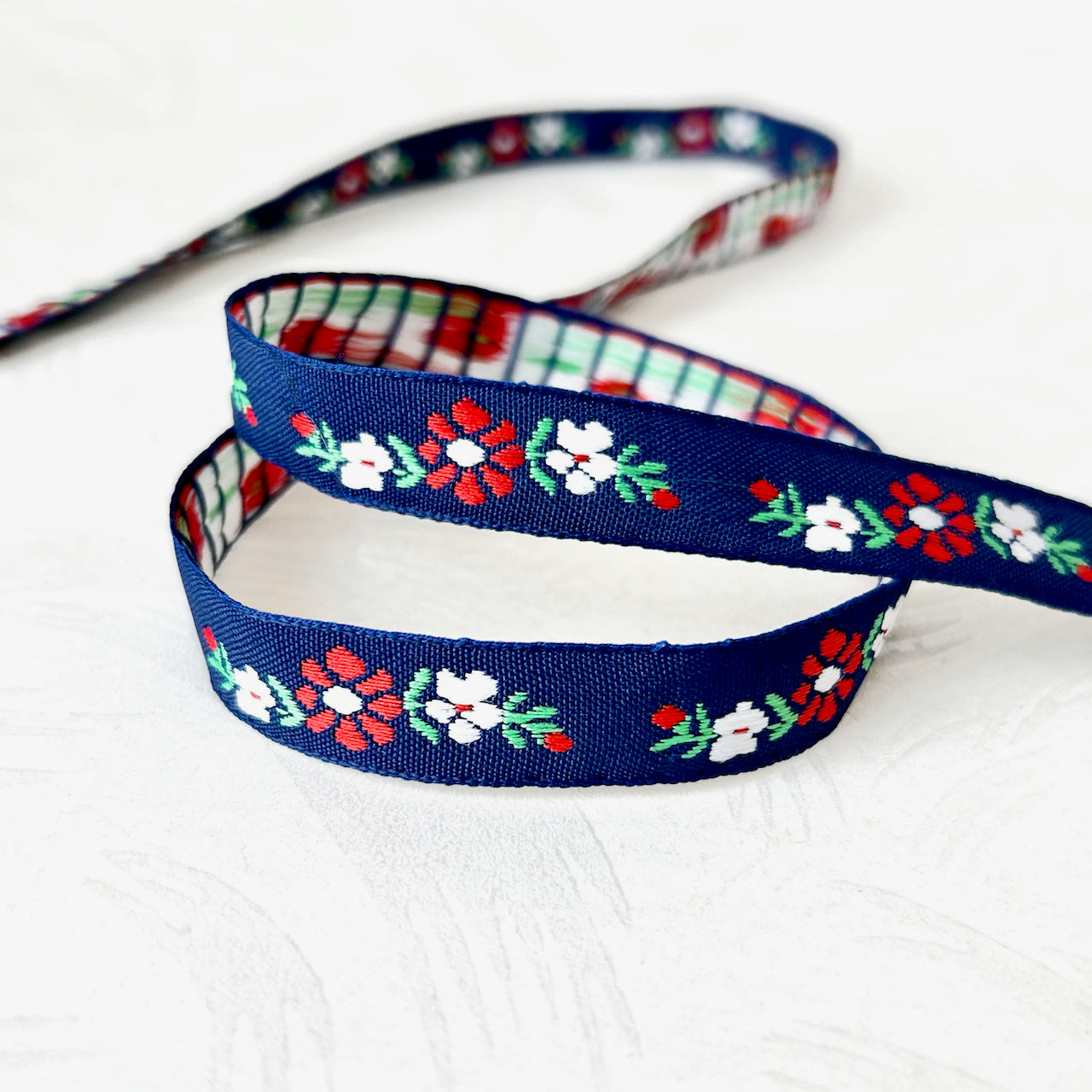Floral_Jacquard_Ribbon