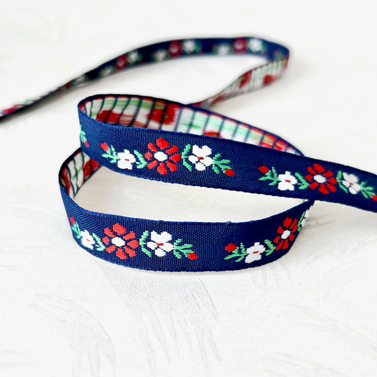 Floral_Jacquard_Ribbon