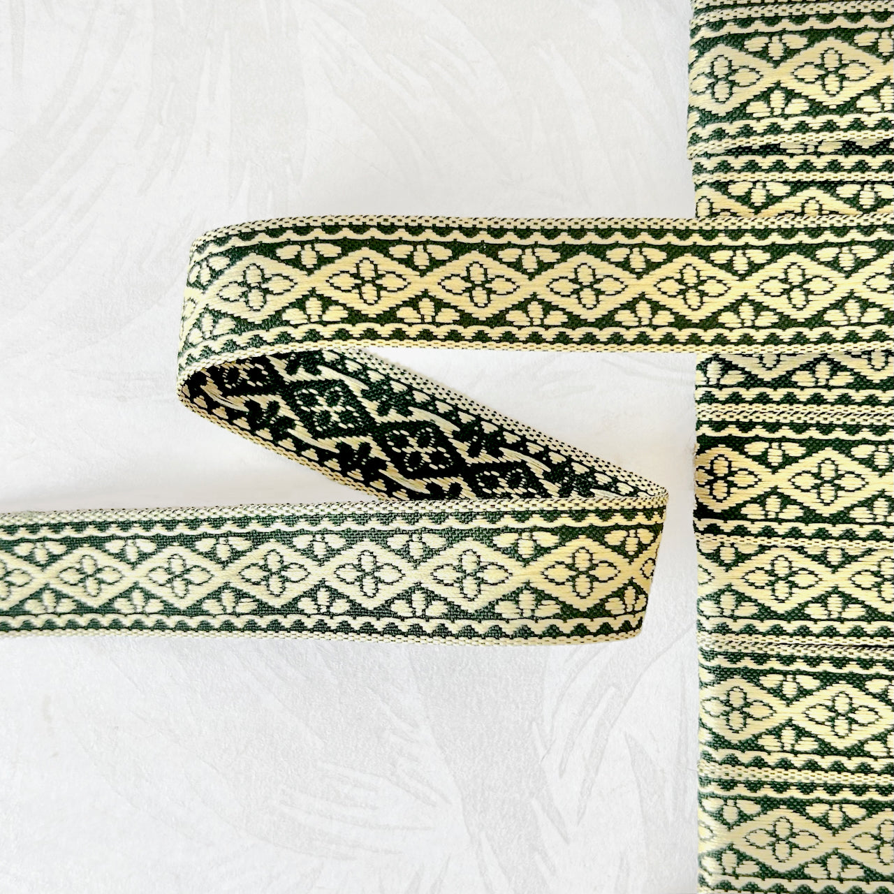 Floral_Jacquard_Ribbon