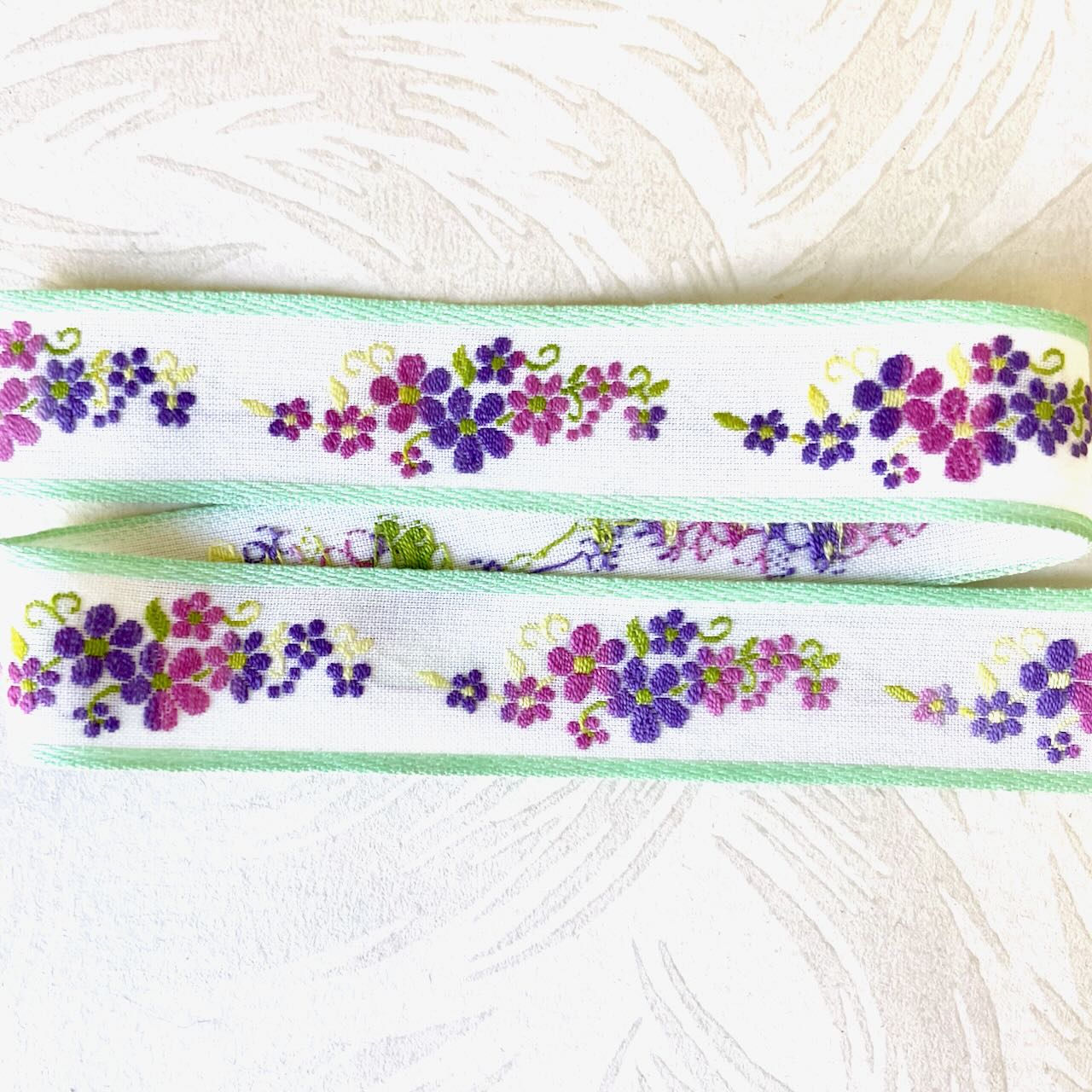 Floral_Jacquard_Ribbon