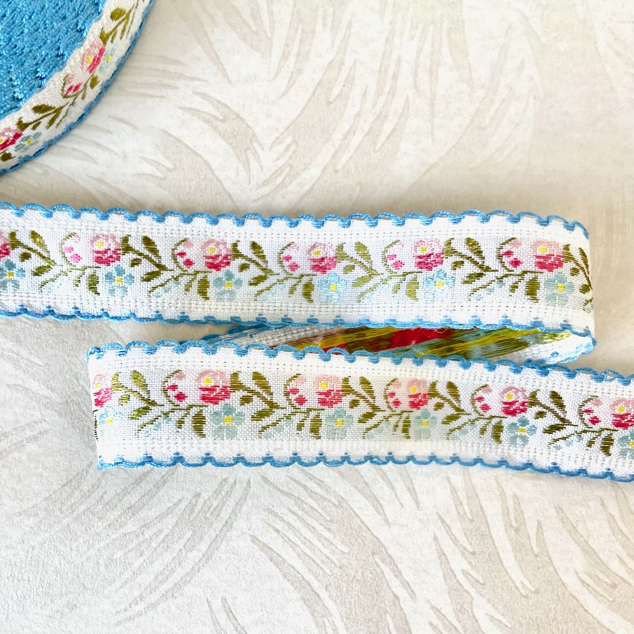 Floral_Jacquard_Ribbon