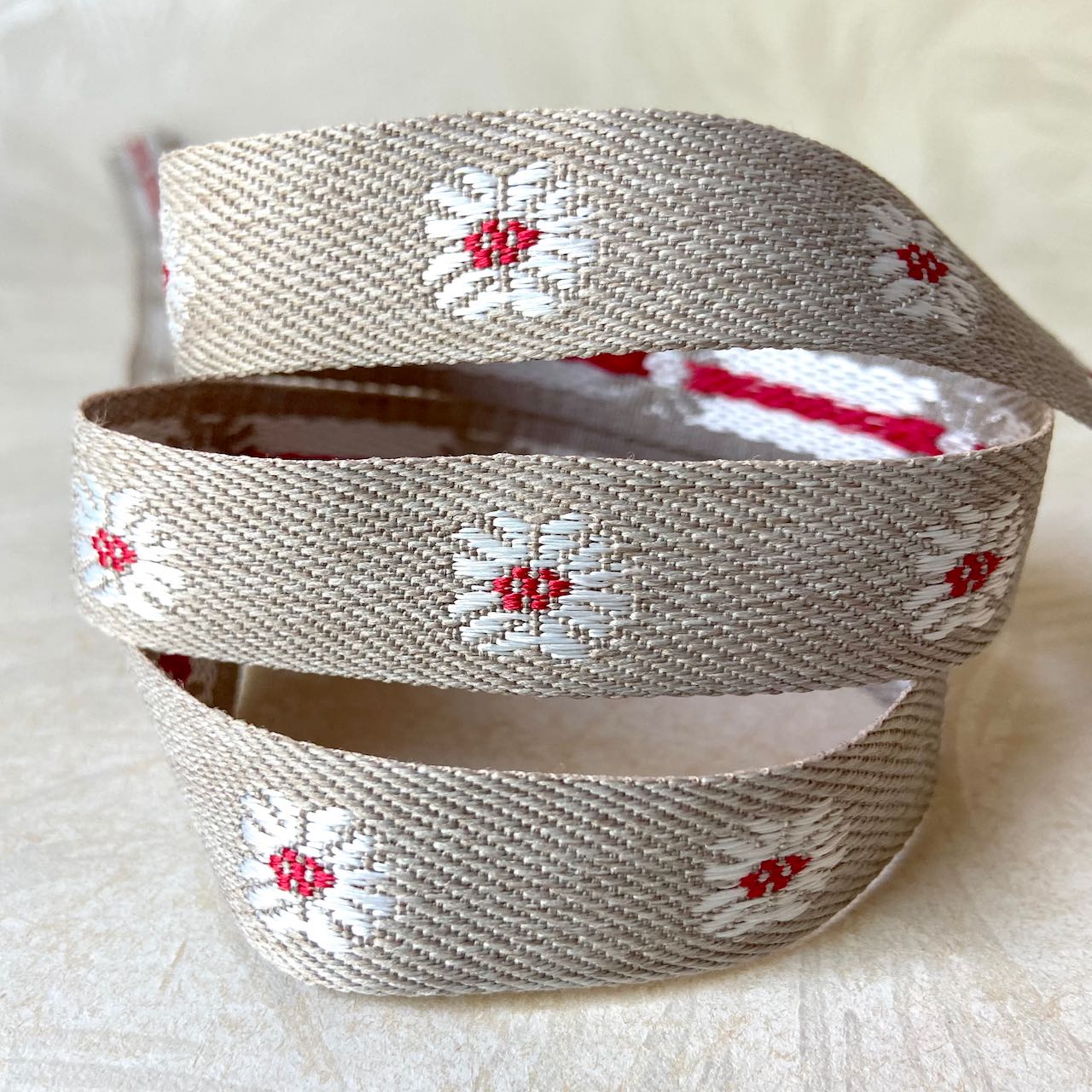 Floral_Linen_Ribbon_Natural
