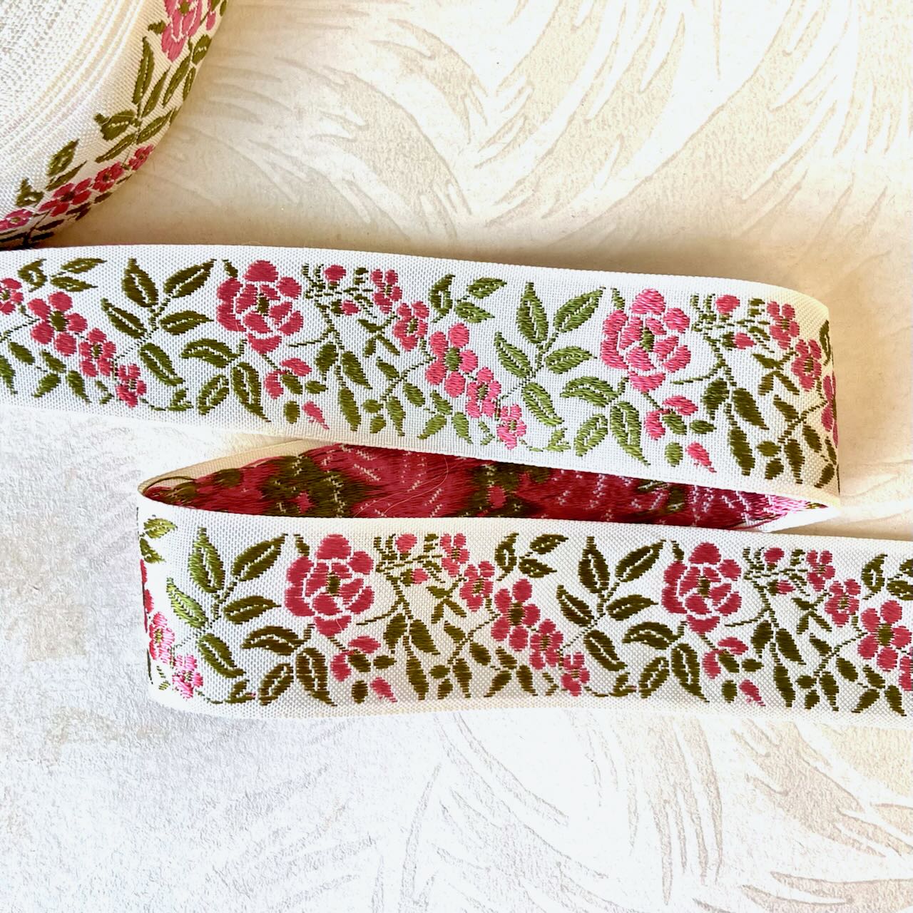 Floral_Jacquard_Ribbon_Pink