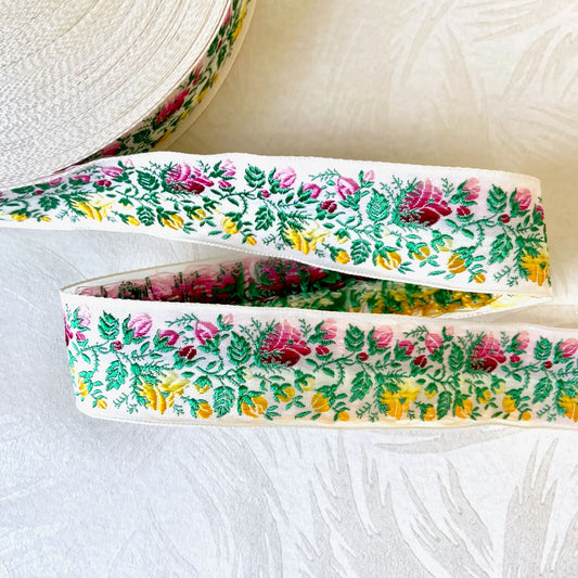 Floral_Jacquard_Taffeta_Ribbon