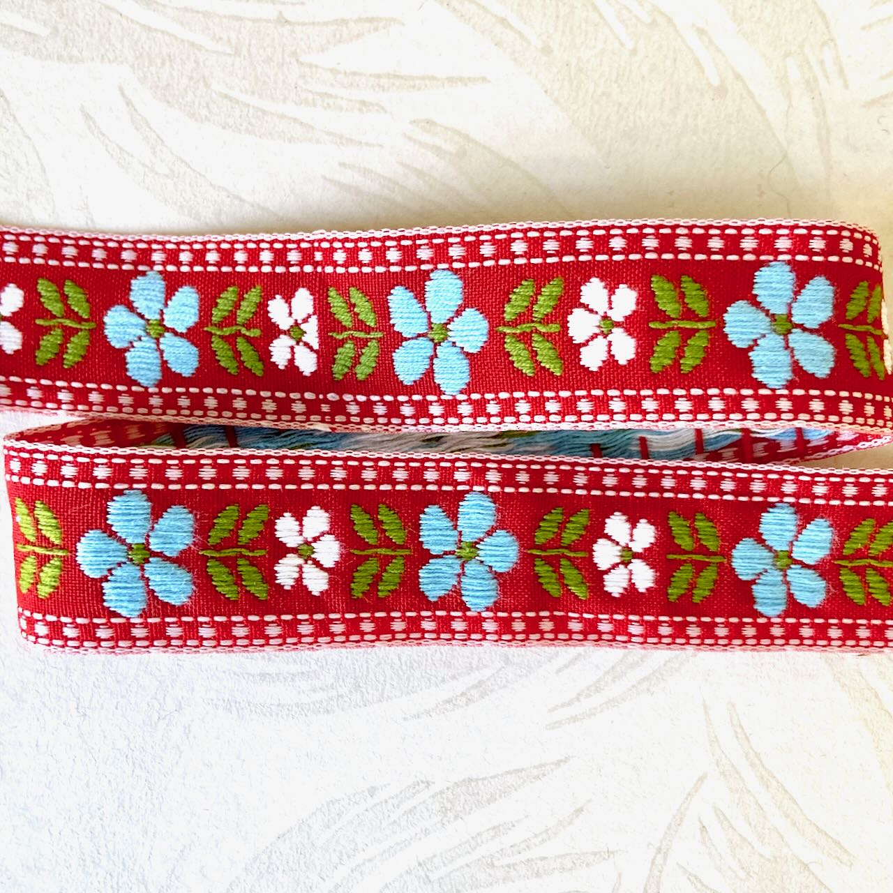 Floral_Leaf_Jacquard_Ribbon