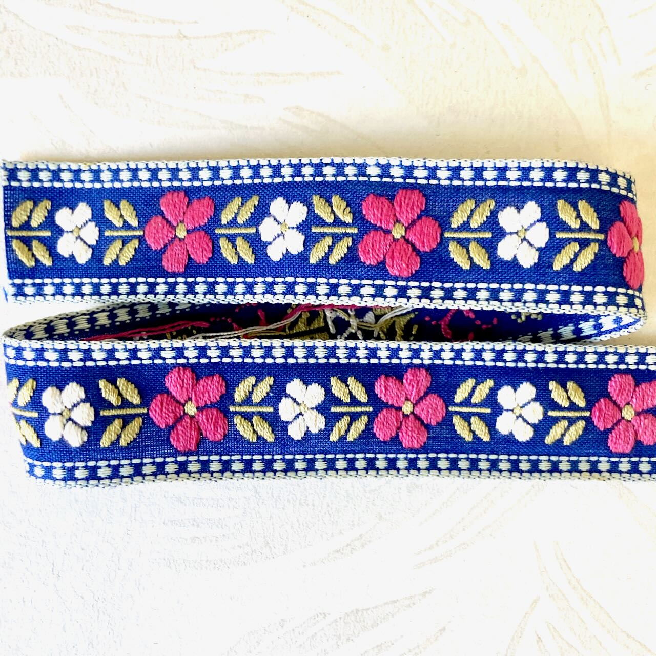 Floral_Leaf_Jacquard_Ribbon