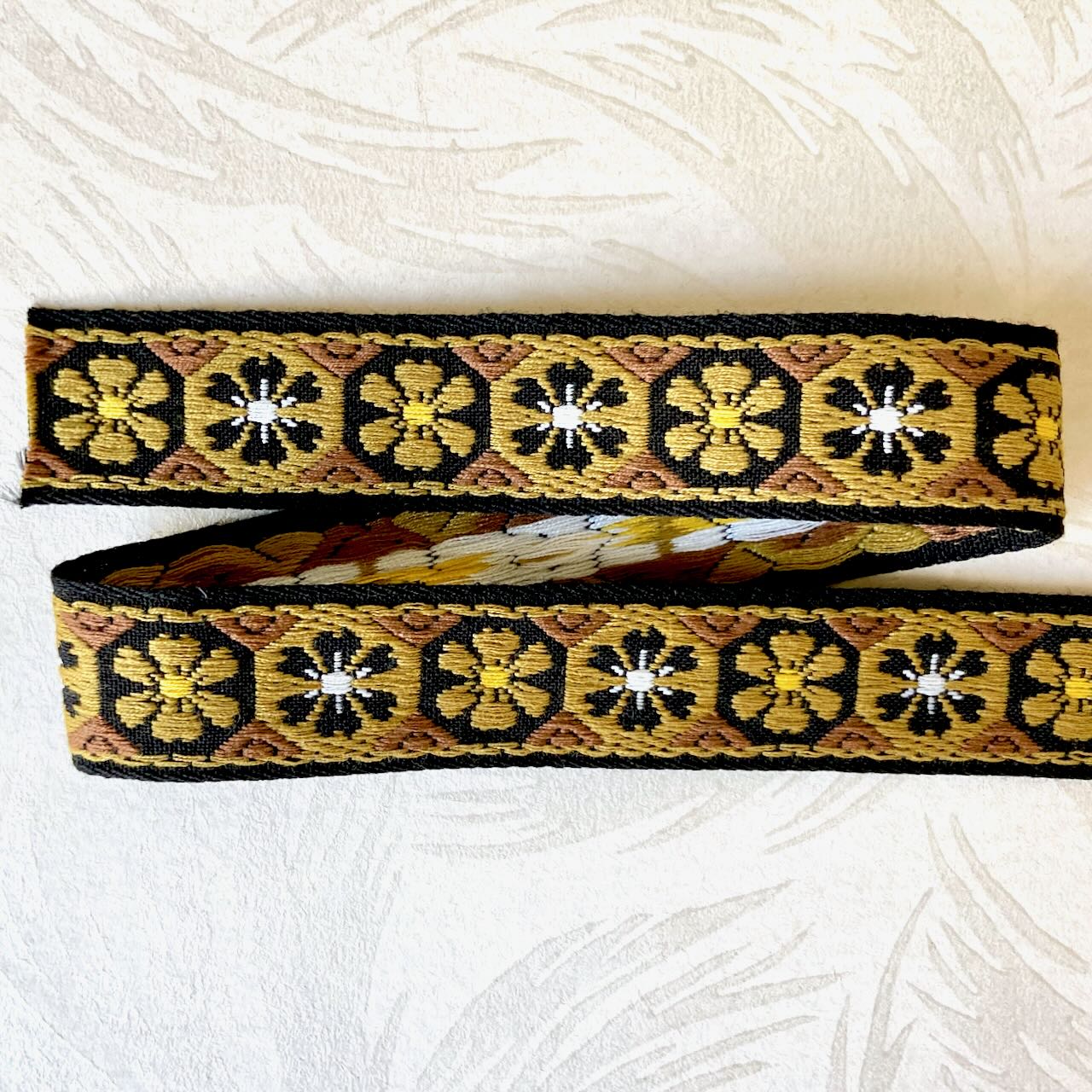 Floral_Octagon_Jacquard_Ribbon