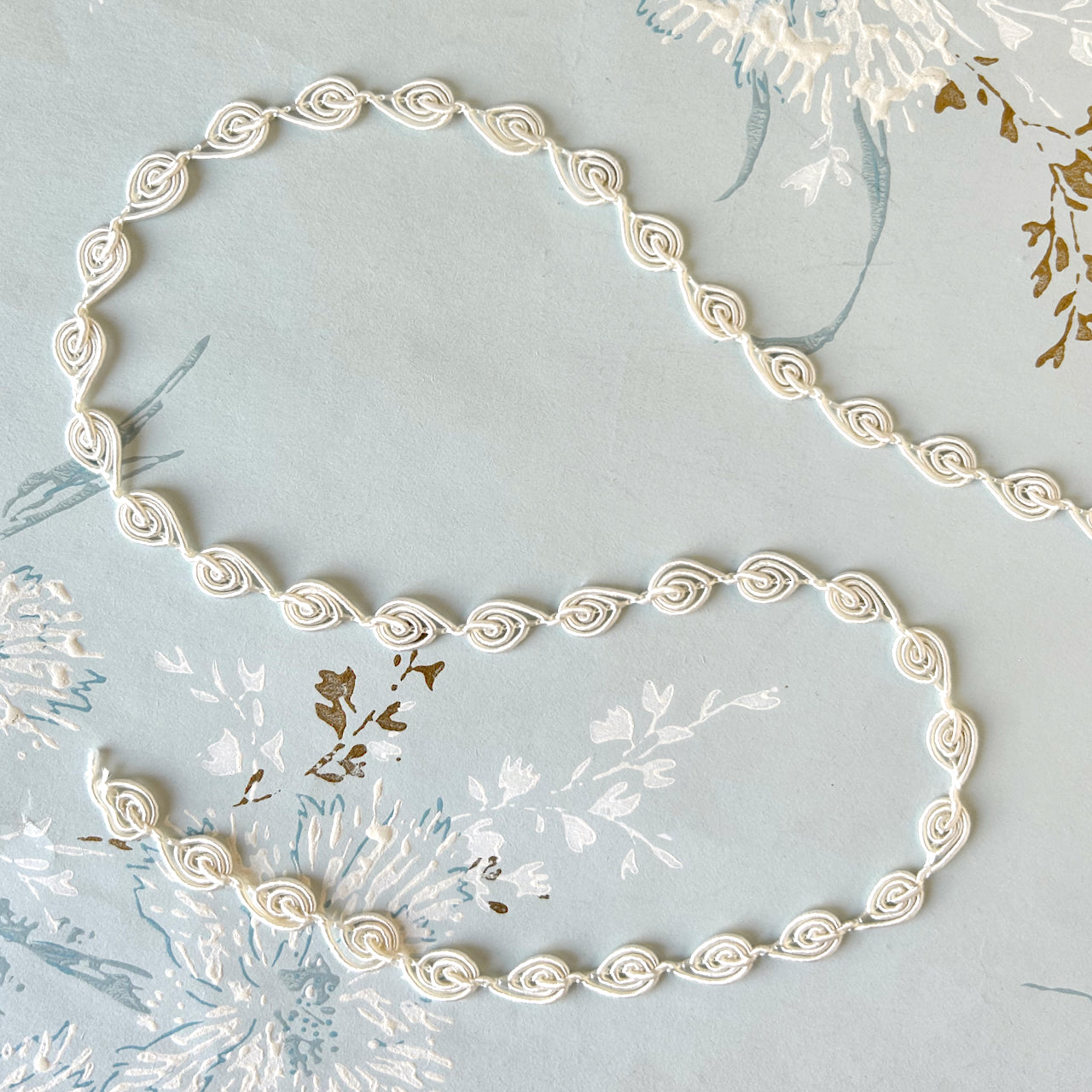 Floral_Rococo_Braid