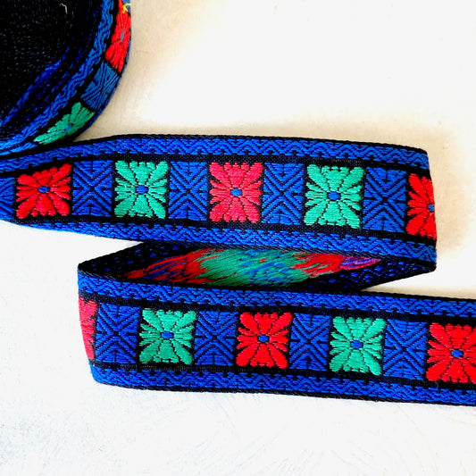 Floral_Square_Jacquard_Ribbon