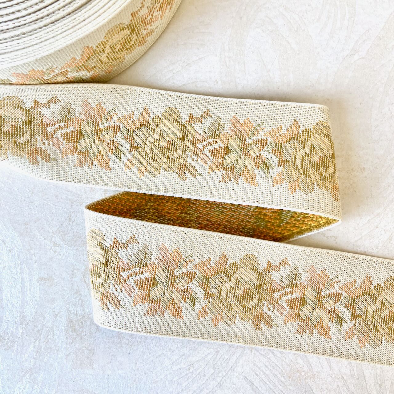 Floral_Tapestry_Jacquard_Ribbon