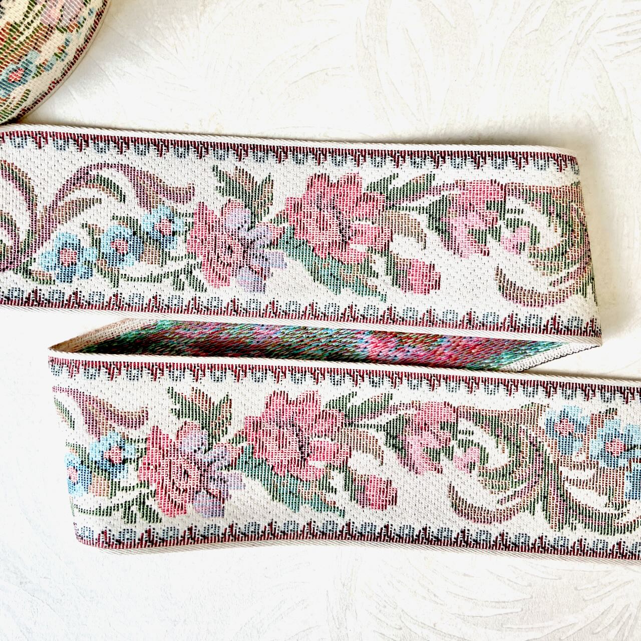 Floral_Tapestry_Jacquard_Ribbon