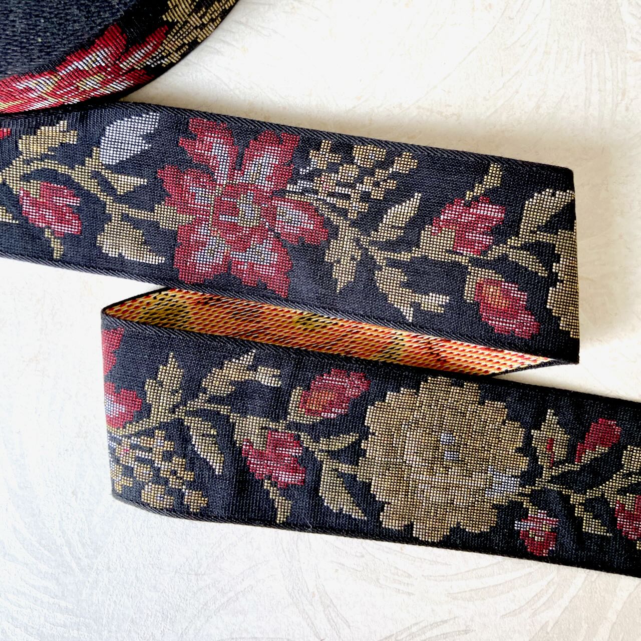 Floral_Tapestry_Jacquard_Ribbon