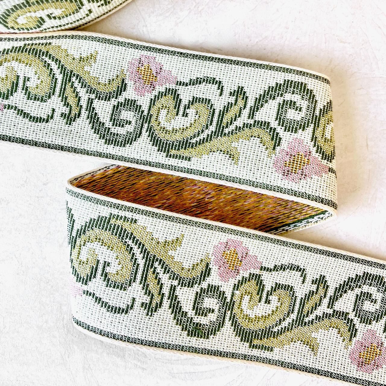 Floral_Tapestry_Jacquard_Ribbon