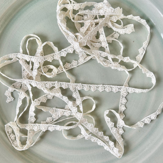 Floral_Venice_Lace