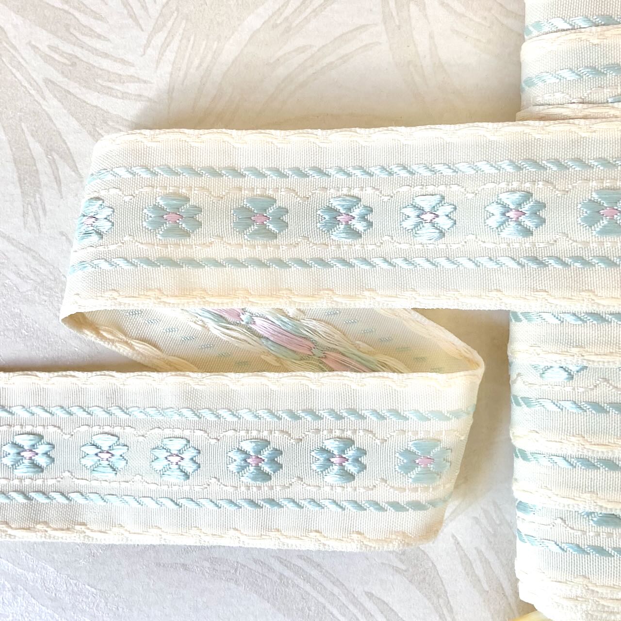 Flower_Stripe_Jacquard_Ribbon