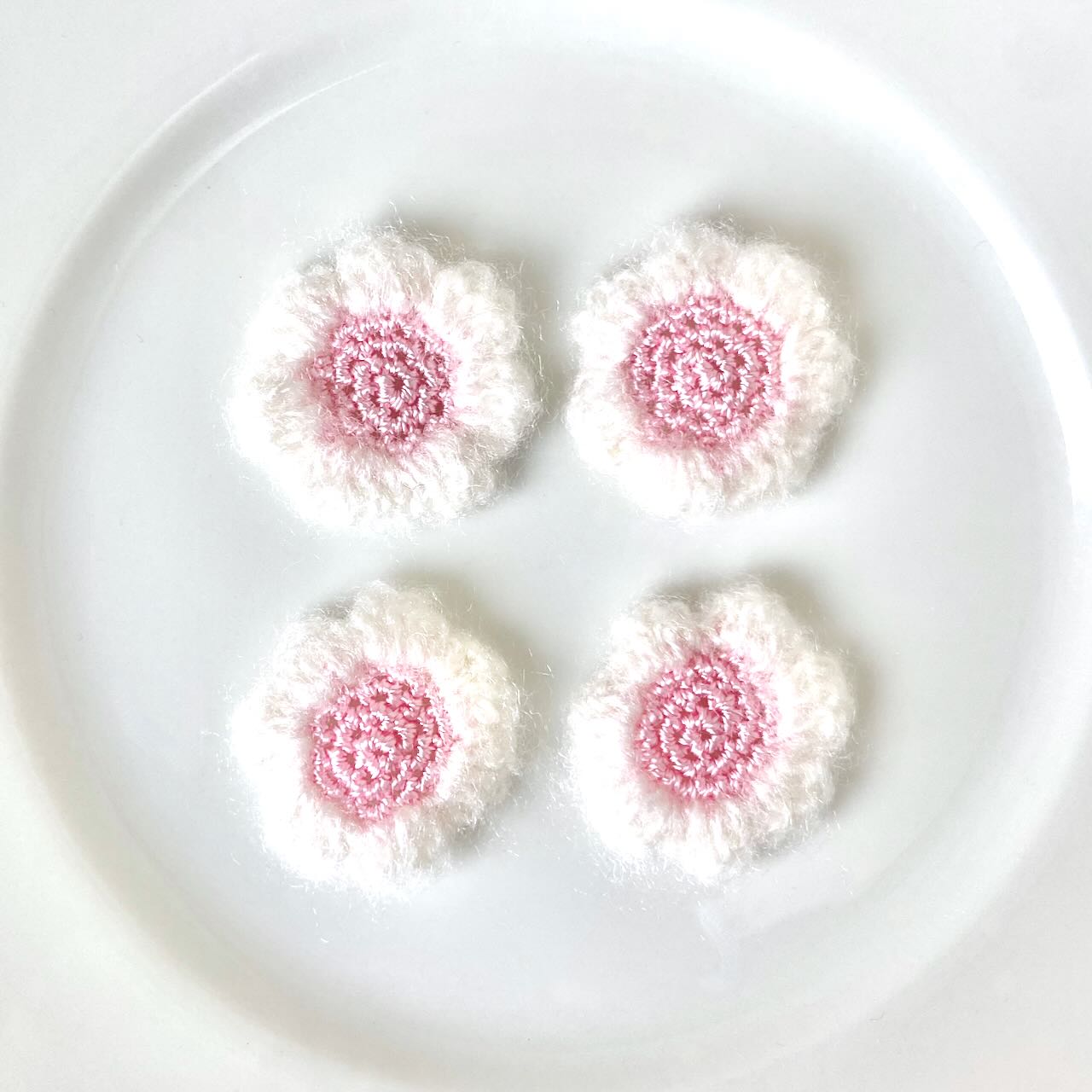 Fuzzy_Crochet_Flower