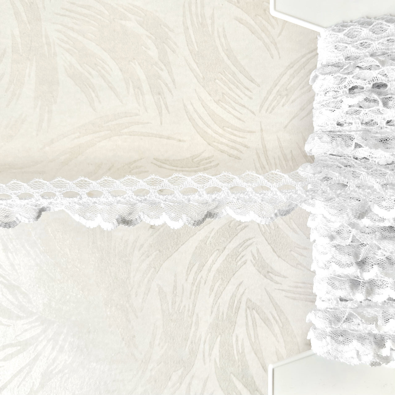 Gathered_Lace_Trim