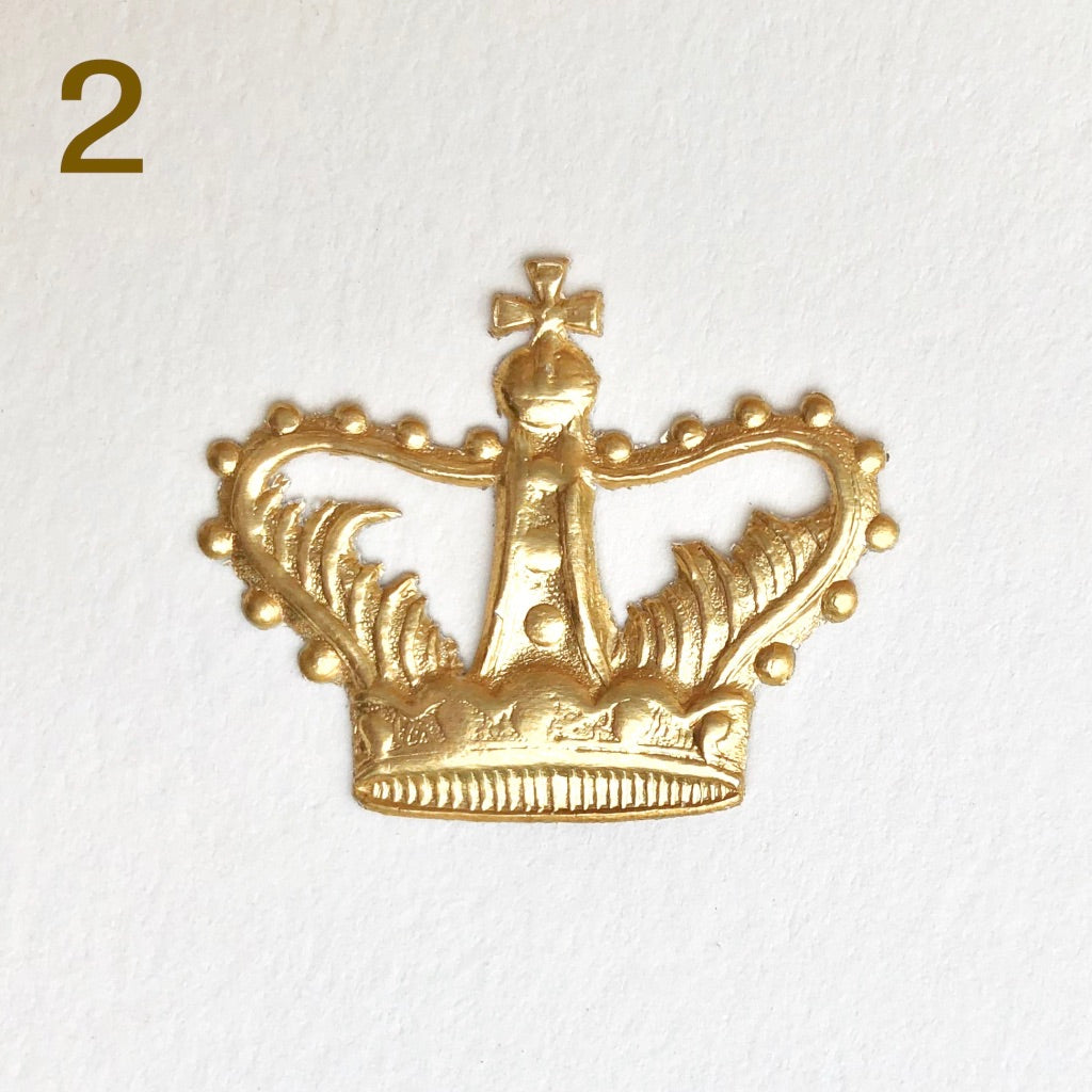 Single Dresden Crown