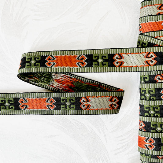 Geoemtric_Symbols_Jacquard_Ribbon