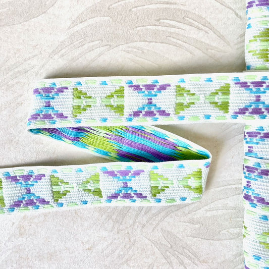 Geometric_Arrow_Jacquard_Ribbon