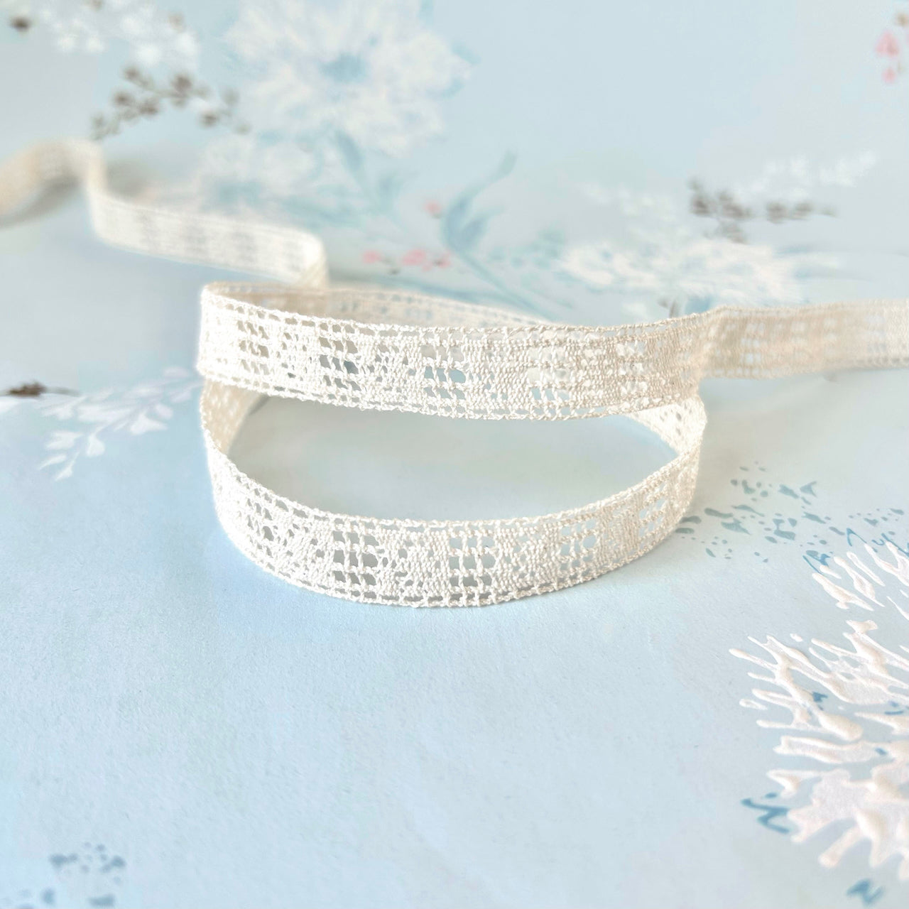 Geometric_Cluny_Lace