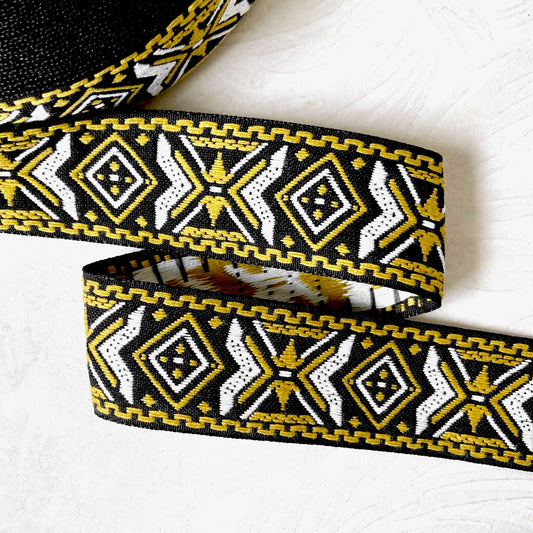 Geometric_Diamond_Jacquard_Ribbon