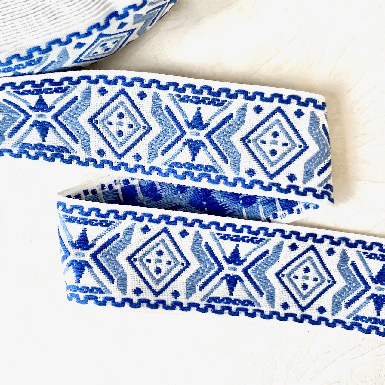 Geometric_Diamond_Jacquard_Ribbon
