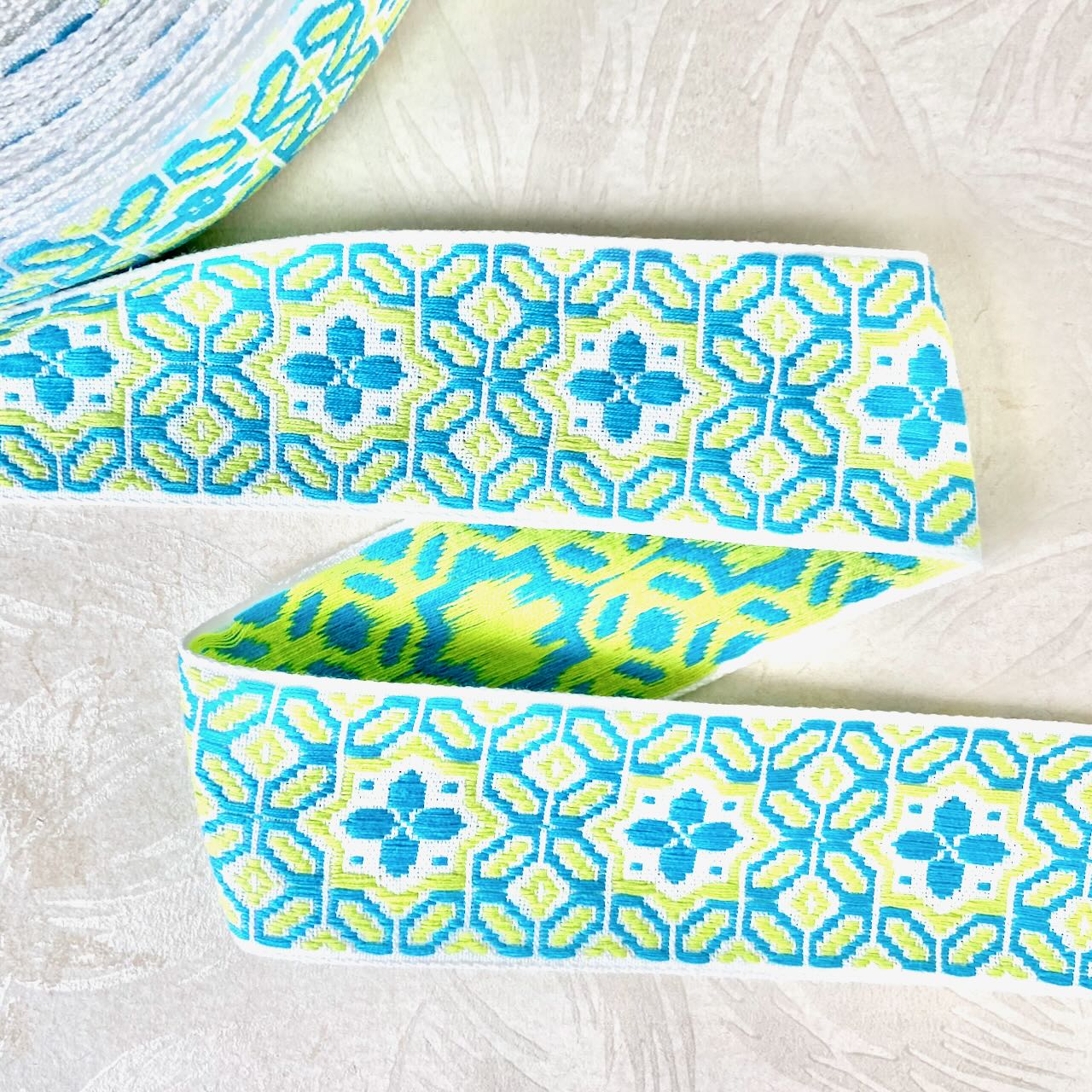 Geometric_Floral_Jacquard_Ribbon