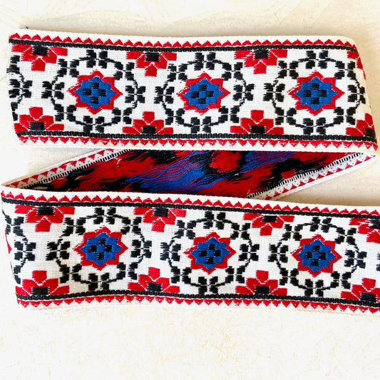 Geometric_Flower_Ribbon_Jacquard