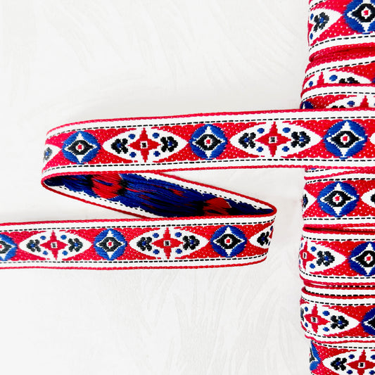 Geometric_Jacquard_Ribbon