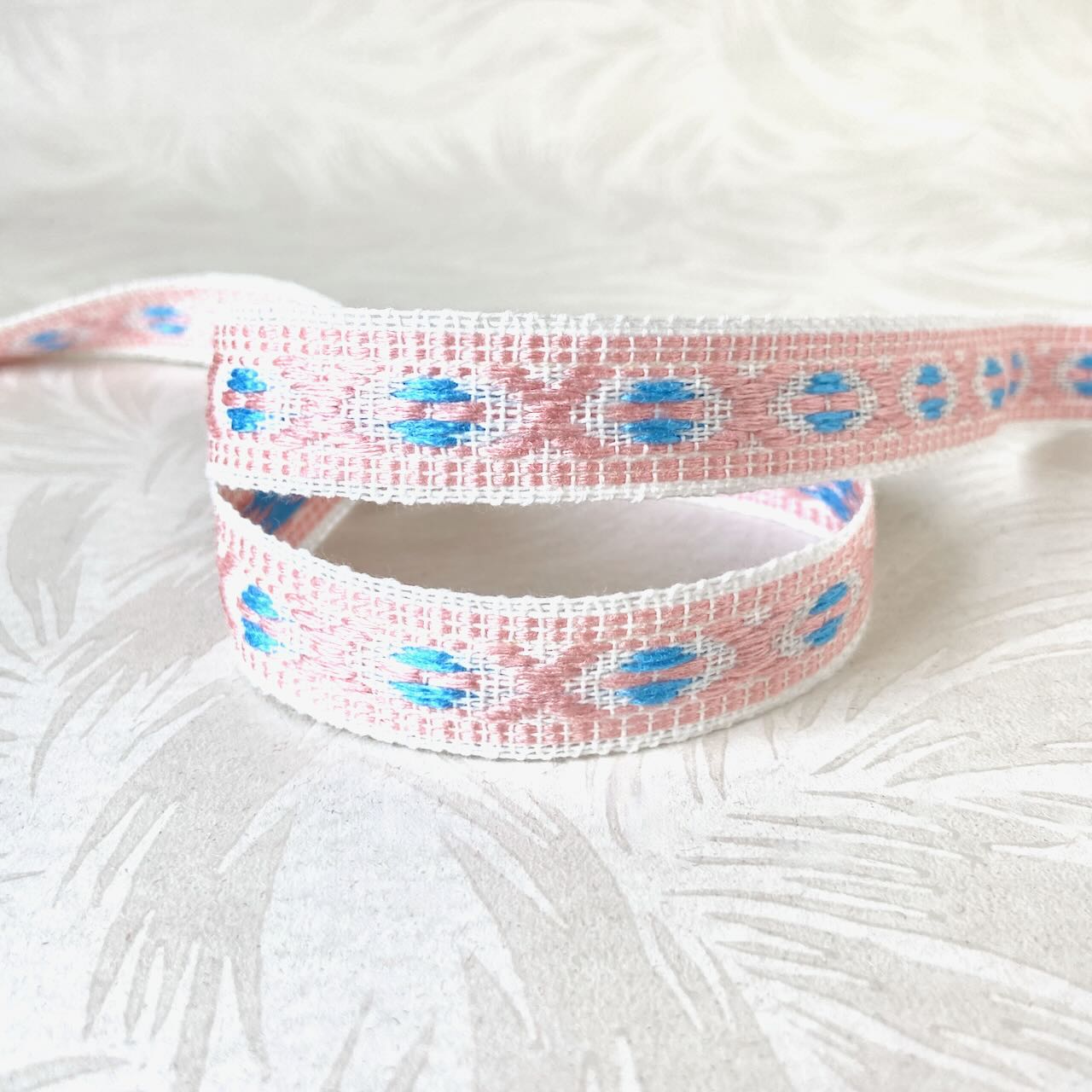 Geometric_Jacquard_Ribbon