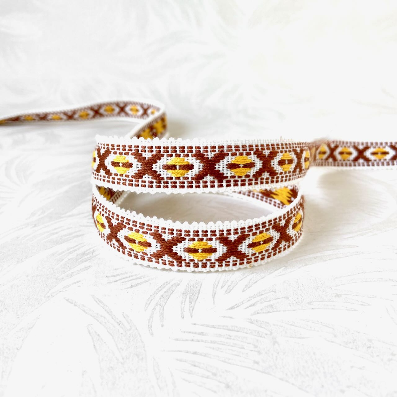 Geometric_Jacquard_Ribbon