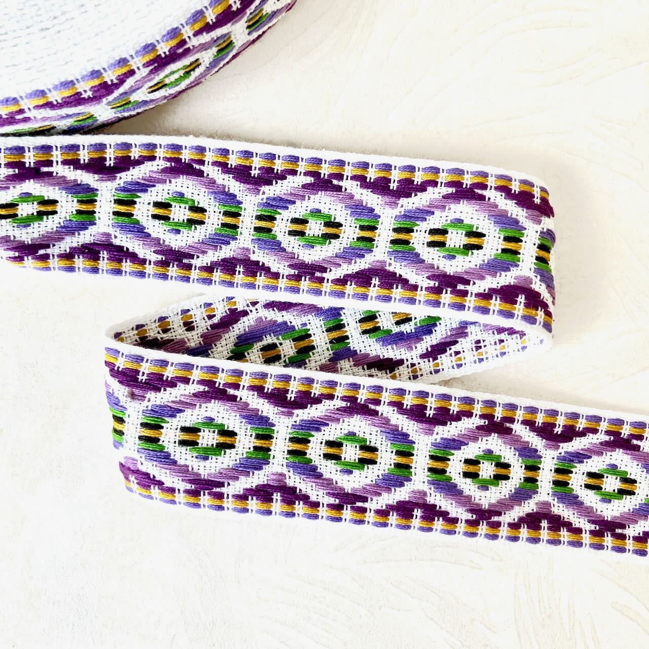 Geometric_Jacquard_Ribbon