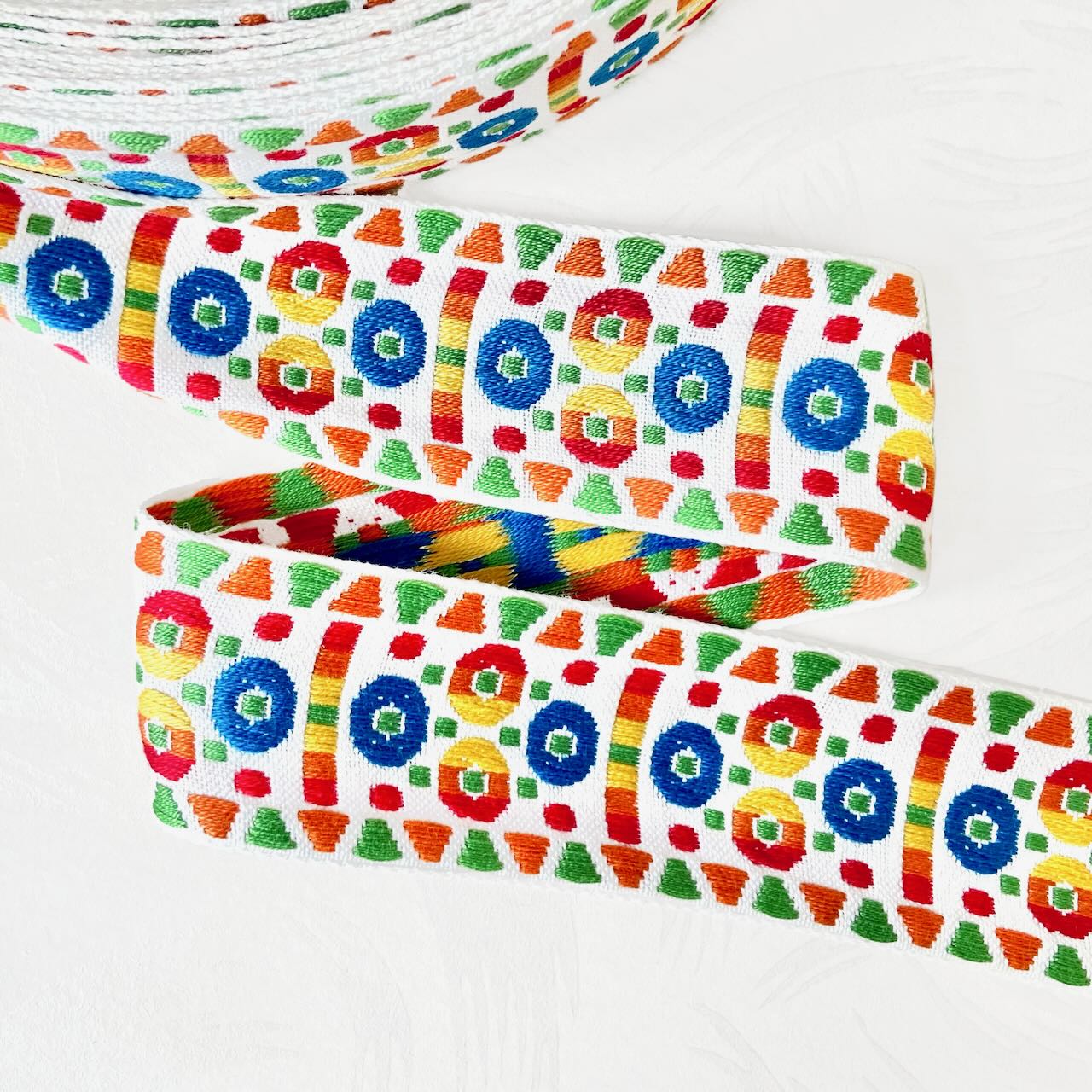 Geometric_Jacquard_Ribbon