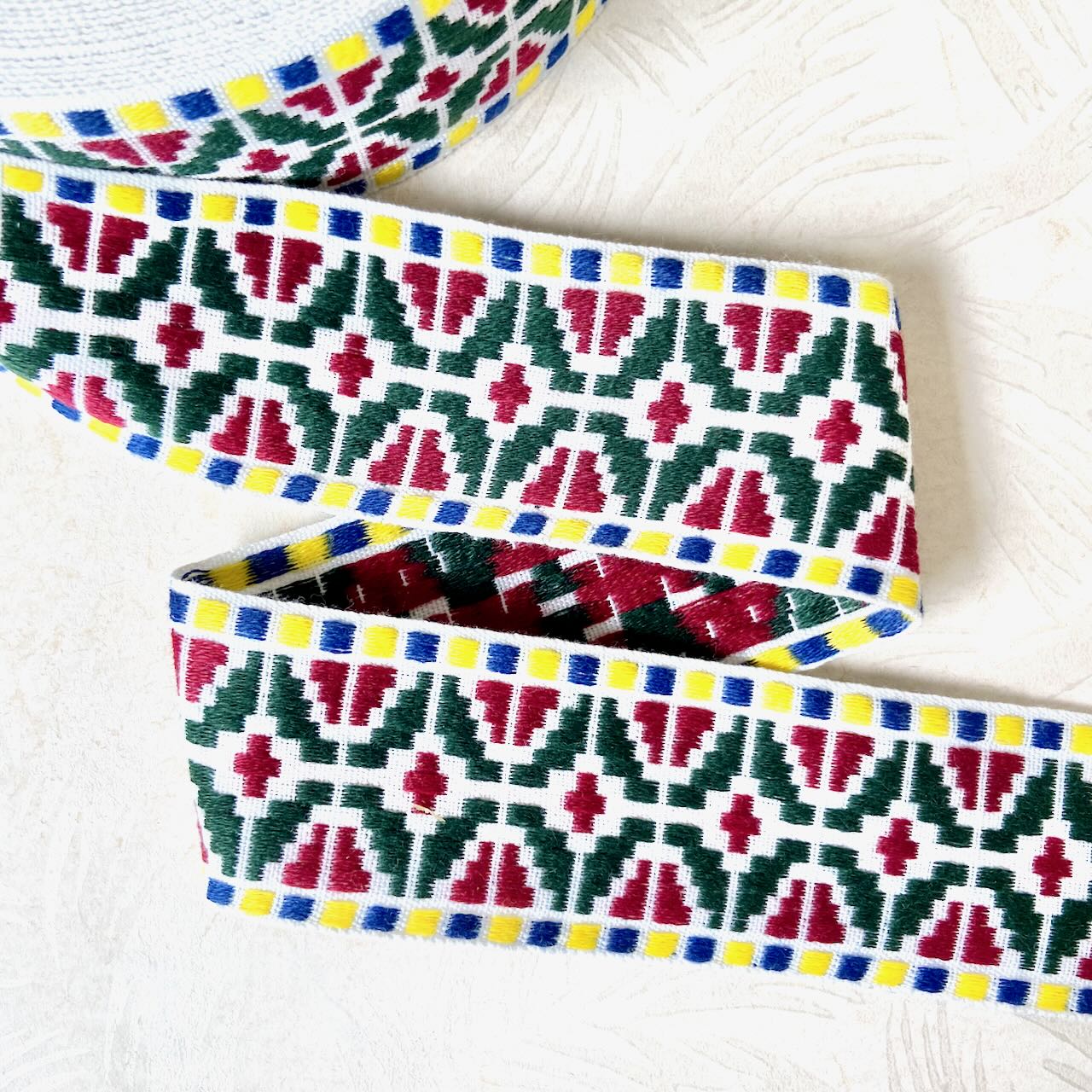 Geometric_Jacquard_Ribbon