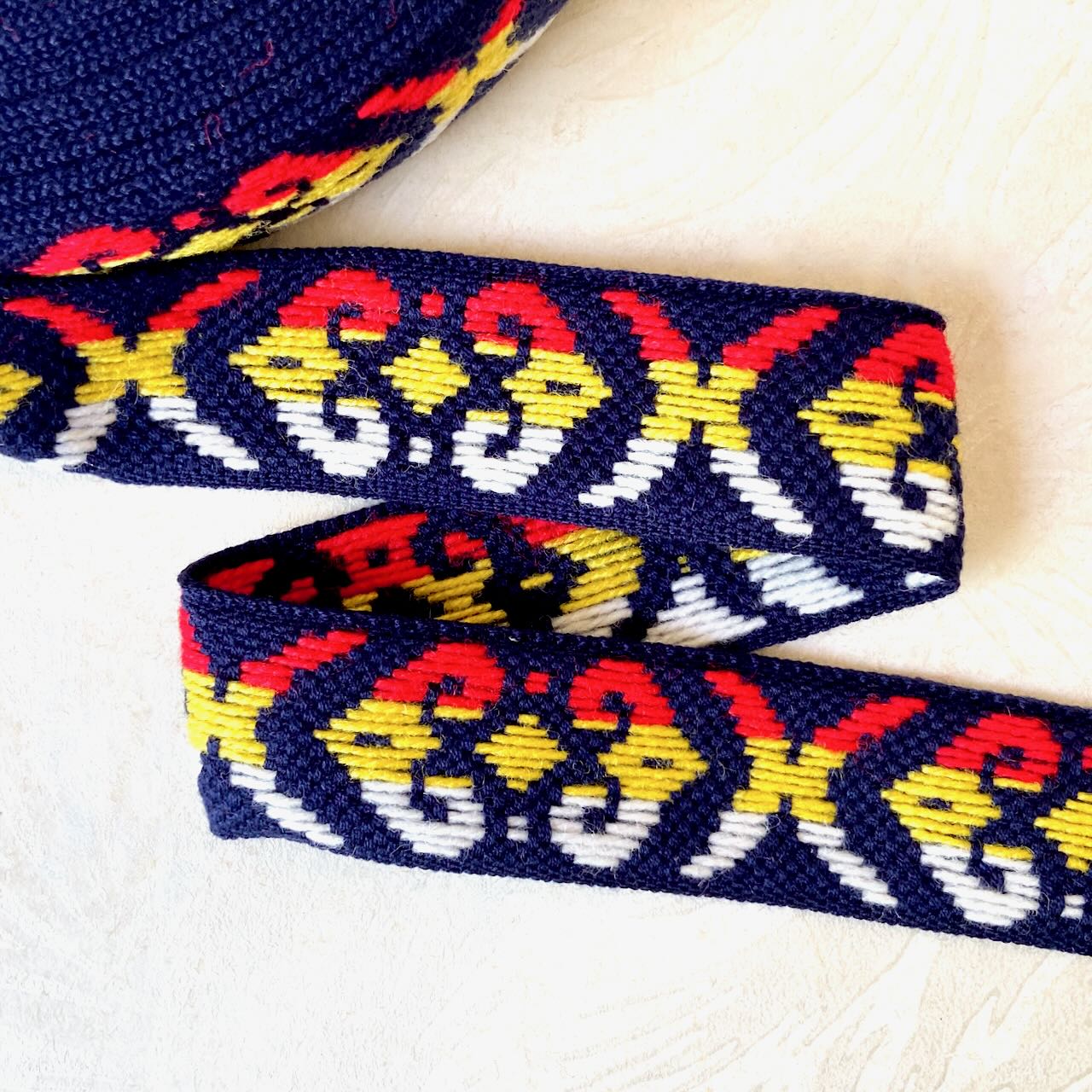 Geometric_Jacquard_Ribbon