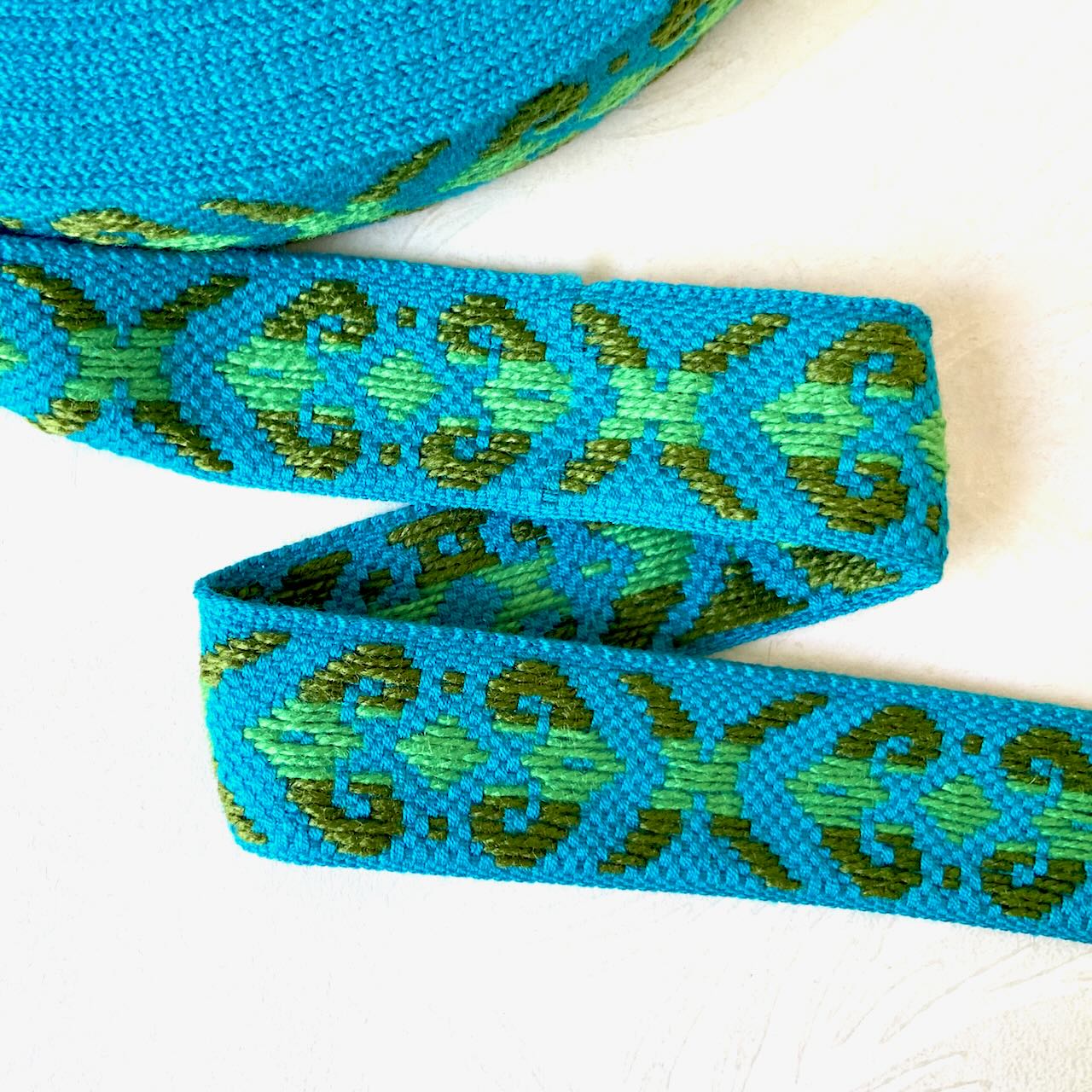 Geometric_Jacquard_Ribbon