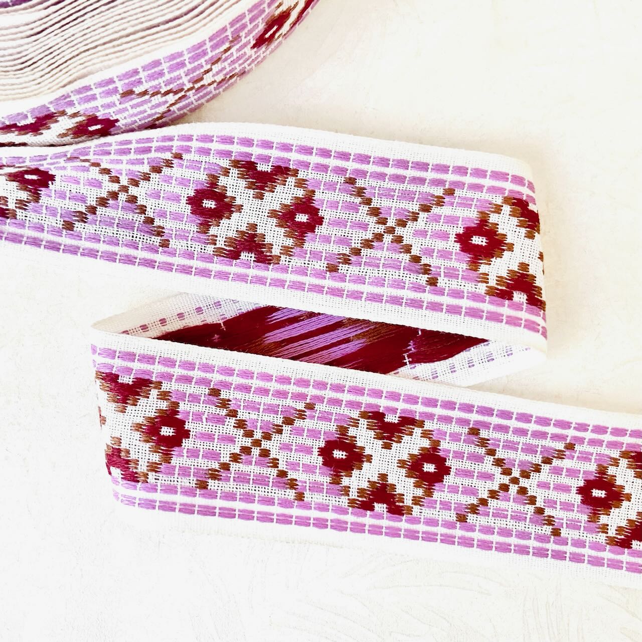 Geometric_Jacquard_Ribbon