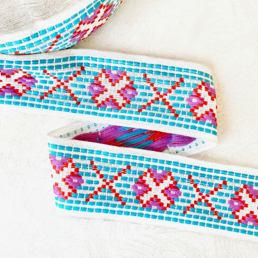 Geometric_Jacquard_Ribbon