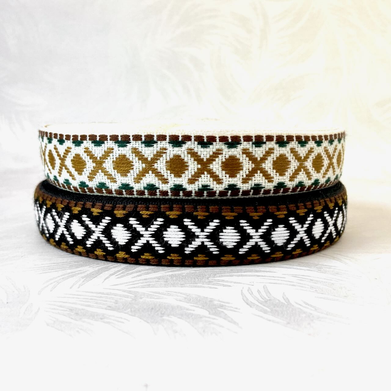Geometric_Jacquard_Ribbon