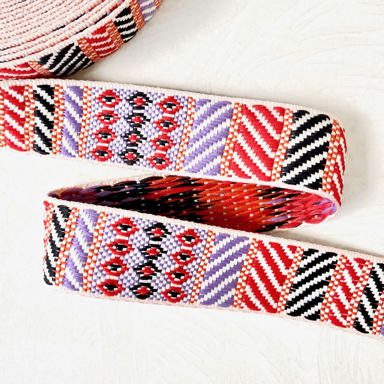 Geometric_Jacquard_Ribbon