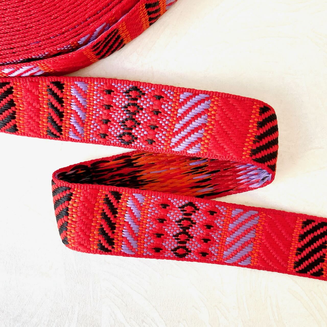 Geometric_Jacquard_Ribbon