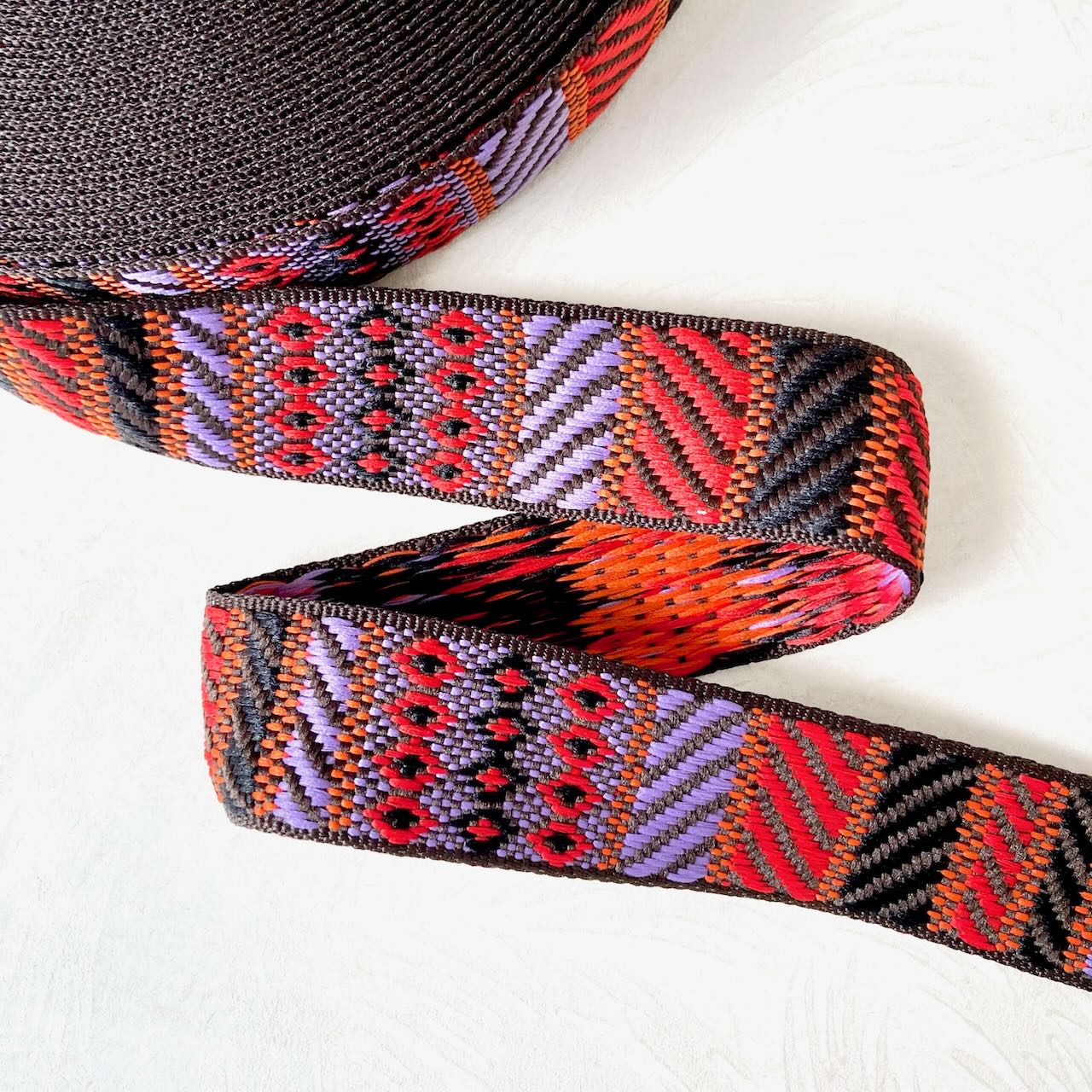 Geometric_Jacquard_Ribbon
