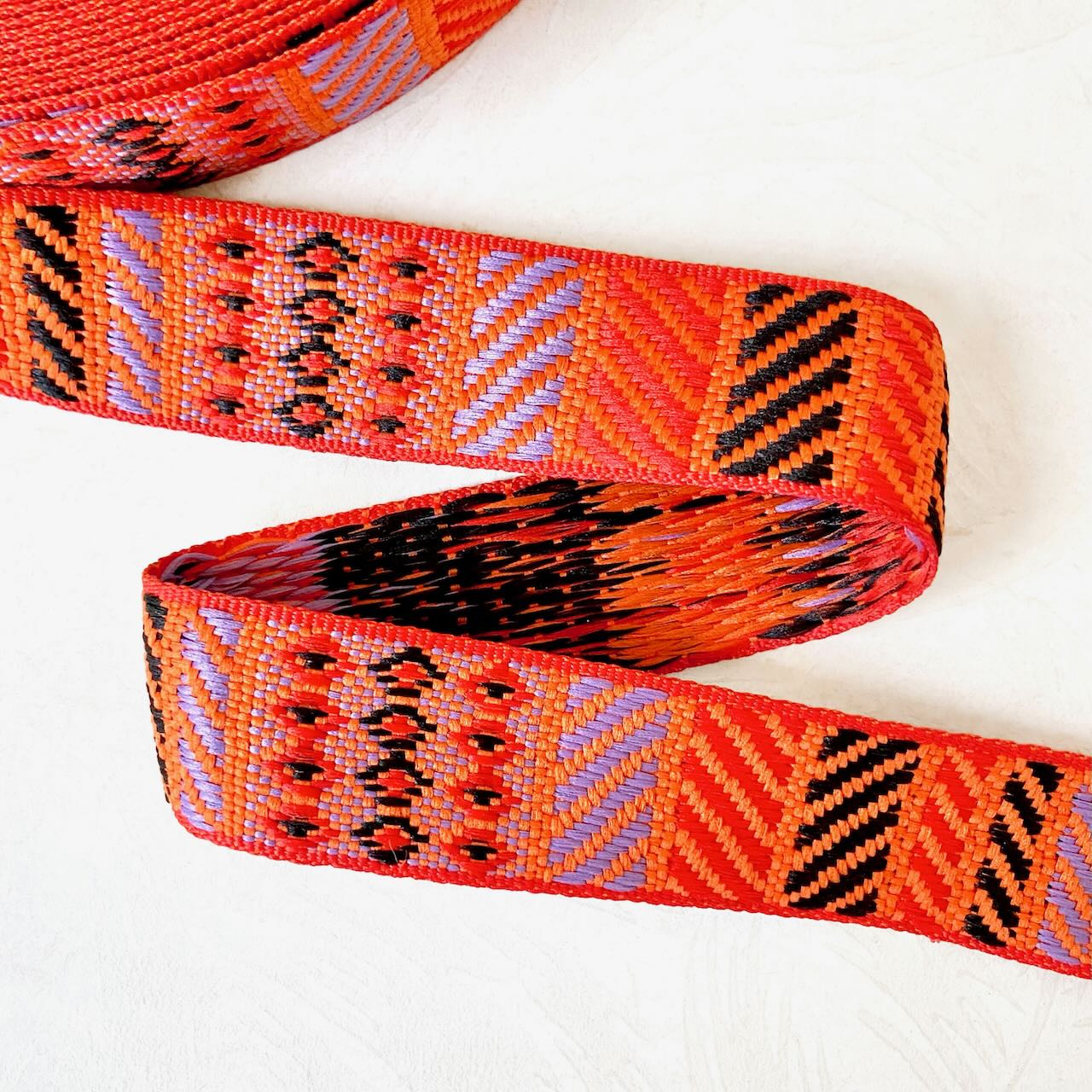 Geometric_Jacquard_Ribbon