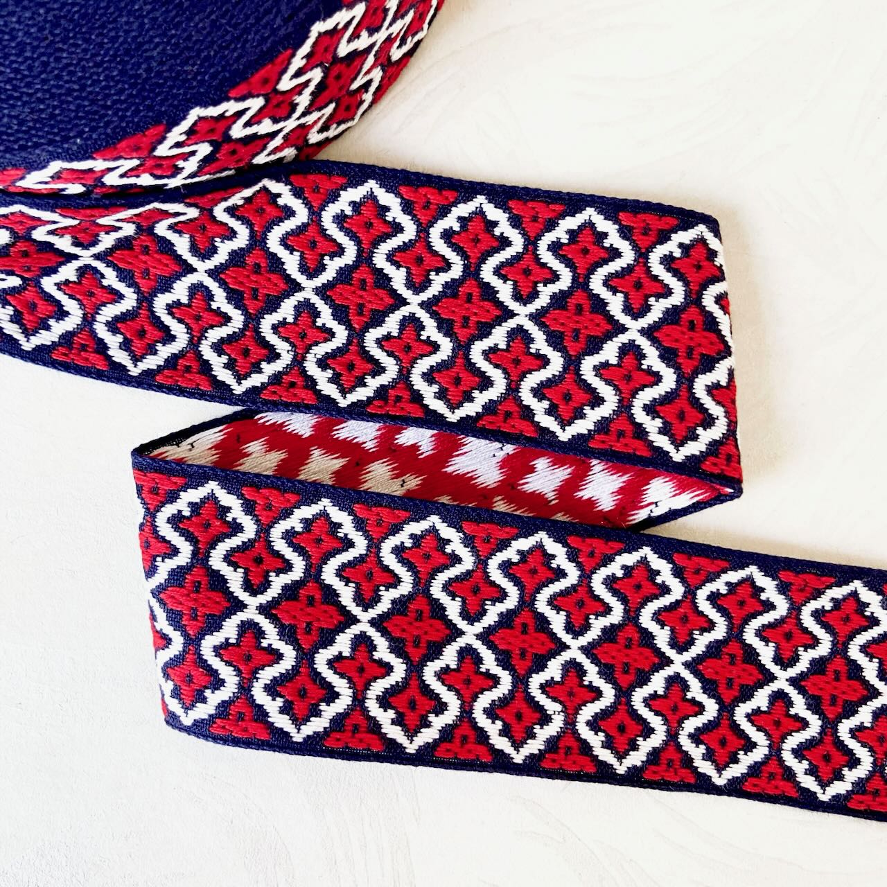 Geometric_Jacquard_Ribbon