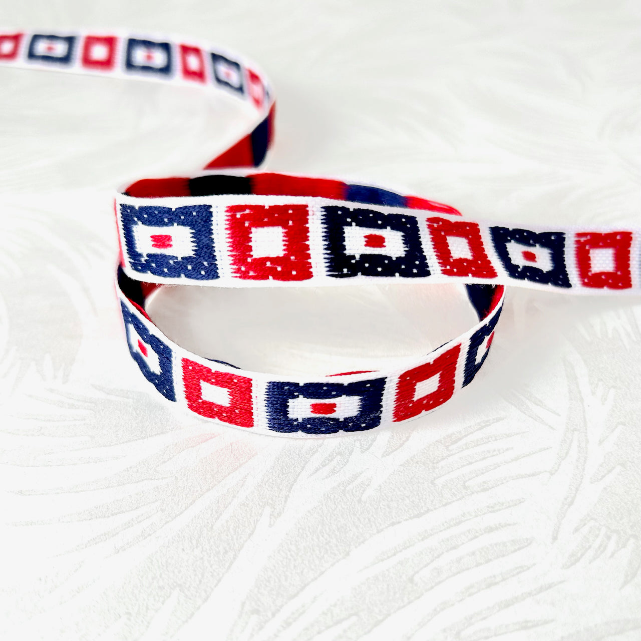 Geometric_Jacquard_Ribbon