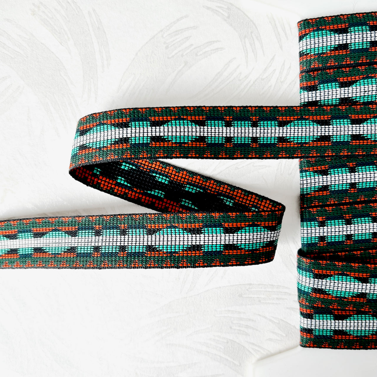 Geometric_Jacquard_Ribbon